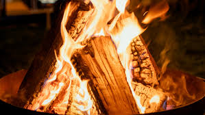 Abendliches Lagerfeuer